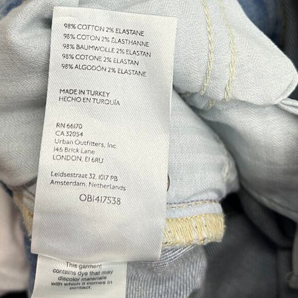 We The Free Low Rise Boot Leg Light Wash Jeans size 27 - Picture 4 of 6